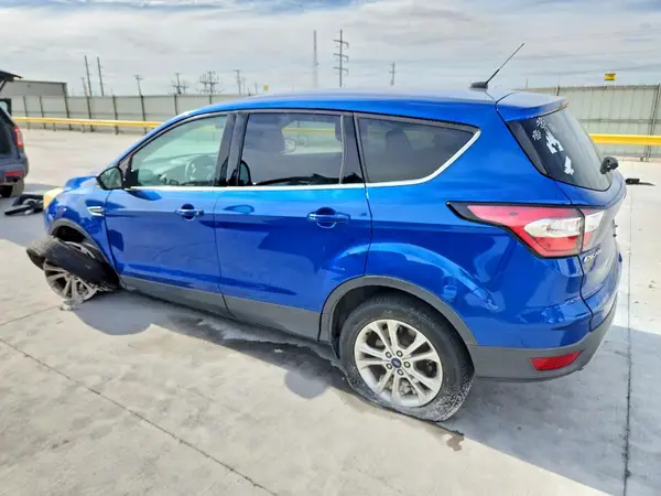 1FMCU0GDXHUE23243 2017 FORD ESCAPE - Image 2