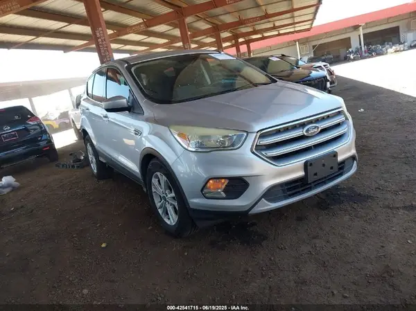 1FMCU0GDXHUE38714 2017 FORD ESCAPE - Image 1