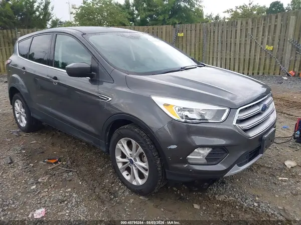 1FMCU0GDXHUE38969 2017 FORD ESCAPE - Image 1