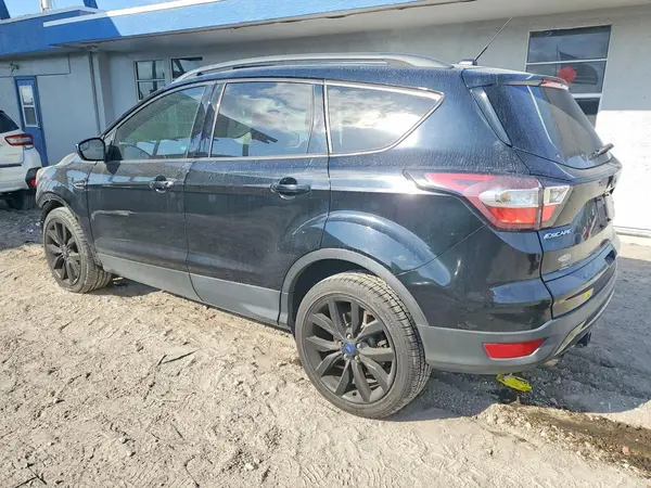 1FMCU0GDXHUE56842 2017 FORD ESCAPE - Image 2