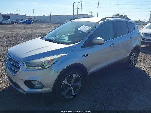 1FMCU0GDXHUE64732 2017 FORD ESCAPE - Image 2