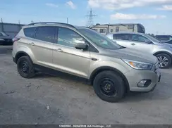 1FMCU0GDXHUE81322 2017 FORD ESCAPE