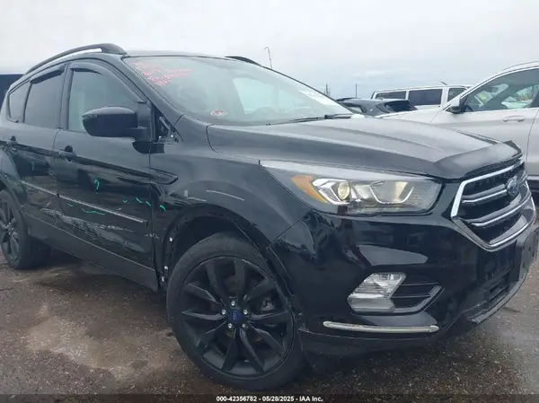 1FMCU0GDXHUE84883 2017 FORD ESCAPE - Image 1