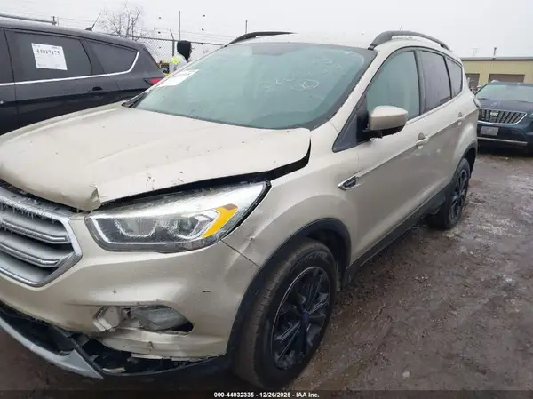 1FMCU0GDXHUE91638 2017 FORD ESCAPE - Image 2
