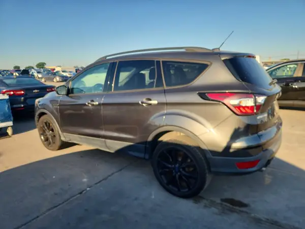 1FMCU0GDXHUE96967 2017 FORD ESCAPE - Image 2