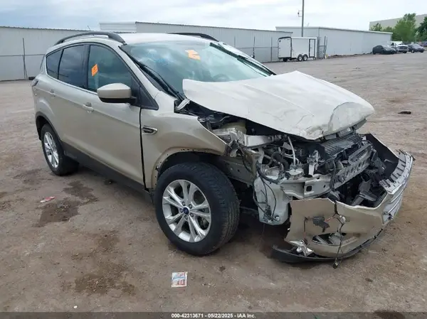 1FMCU0GDXJUA06954 2018 FORD ESCAPE - Image 1