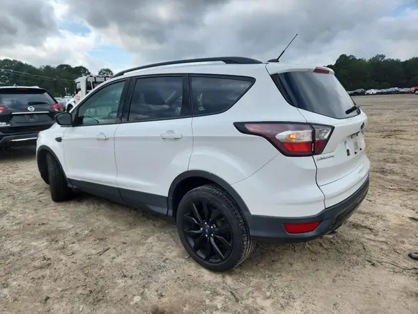 1FMCU0GDXJUA09062 2018 FORD ESCAPE - Image 2