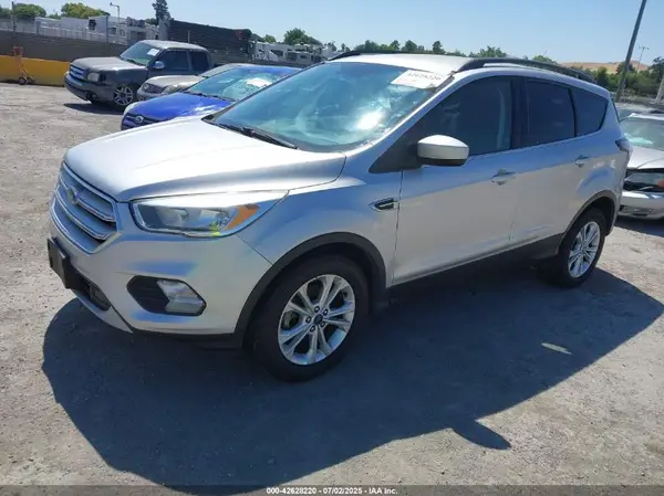 1FMCU0GDXJUA12088 2018 FORD ESCAPE - Image 2