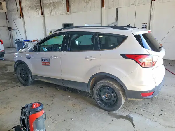 1FMCU0GDXJUA94422 2018 FORD ESCAPE - Image 2