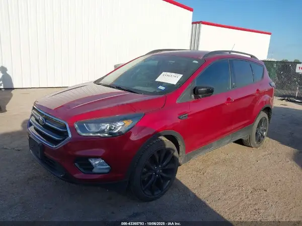 1FMCU0GDXJUB47975 2018 FORD ESCAPE - Image 2