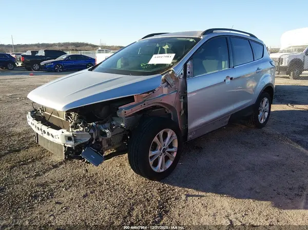 1FMCU0GDXJUB47989 2018 FORD ESCAPE - Image 2