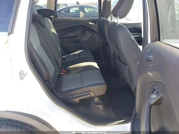 1FMCU0GDXJUB76750 2018 FORD ESCAPE - Image 8