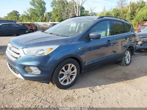 1FMCU0GDXJUB81690 2018 FORD ESCAPE - Image 2