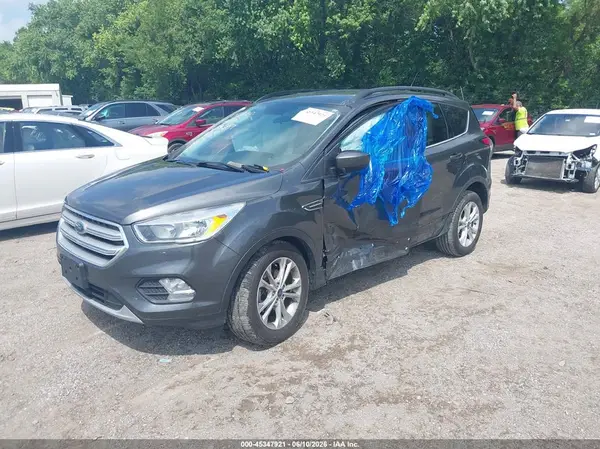 1FMCU0GDXJUC04207 2018 FORD ESCAPE - Image 2