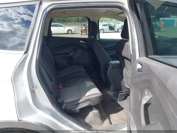 1FMCU0GDXJUC10833 2018 FORD ESCAPE - Image 8