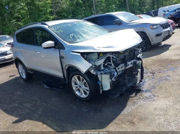 1FMCU0GDXJUC28216 2018 FORD ESCAPE - Image 1
