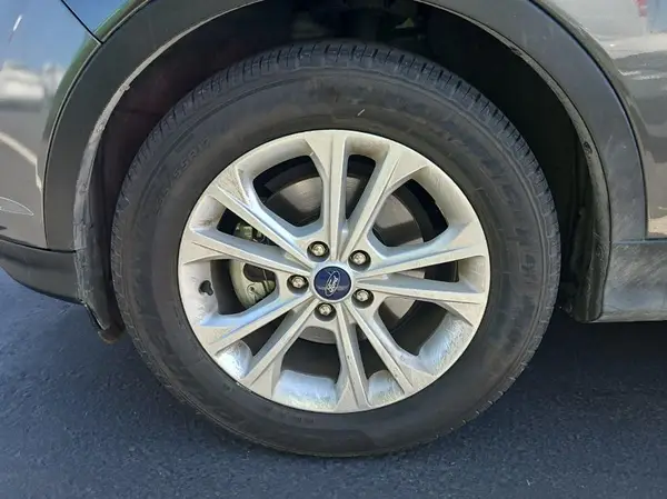 1FMCU0GDXJUC38406 2018 FORD ESCAPE - Image 1