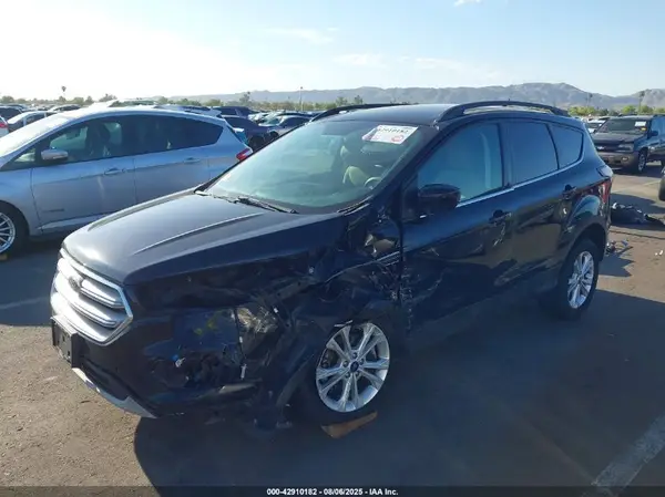 1FMCU0GDXJUC43153 2018 FORD ESCAPE - Image 2