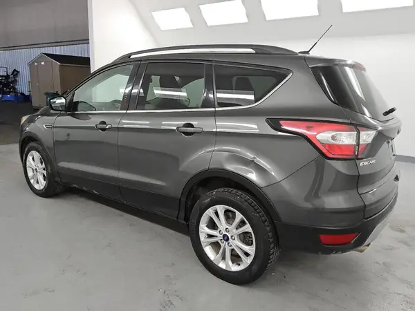 1FMCU0GDXJUC61376 2018 FORD ESCAPE - Image 2