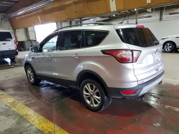 1FMCU0GDXJUC99500 2018 FORD ESCAPE - Image 2