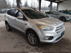 1FMCU0GDXJUD07921 2018 FORD ESCAPE