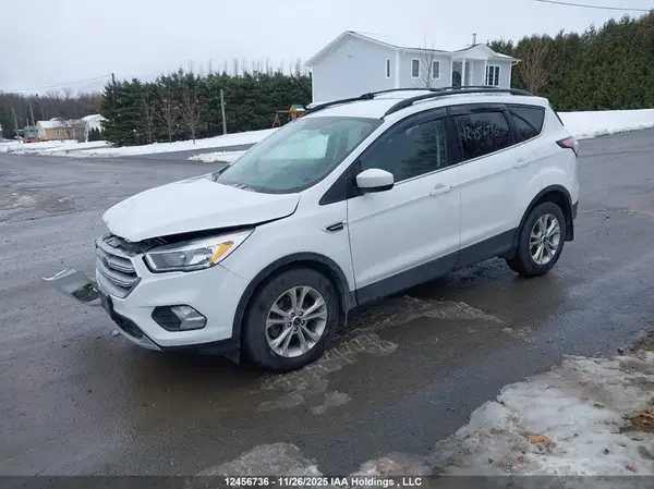 1FMCU0GDXJUD10155 2018 FORD ESCAPE - Image 2