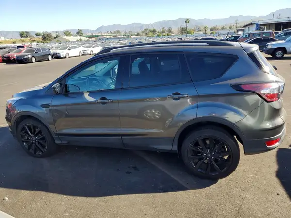 1FMCU0GDXJUD21866 2018 FORD ESCAPE - Image 2