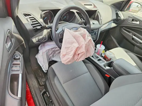 1FMCU0GDXJUD27215 2018 FORD ESCAPE - Image 8