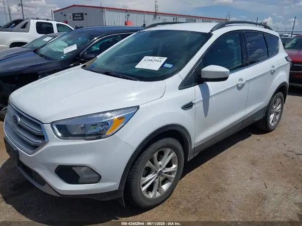 1FMCU0GDXJUD31006 2018 FORD ESCAPE - Image 2
