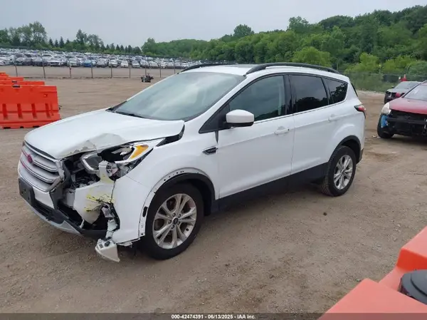 1FMCU0GDXJUD34584 2018 FORD ESCAPE - Image 2