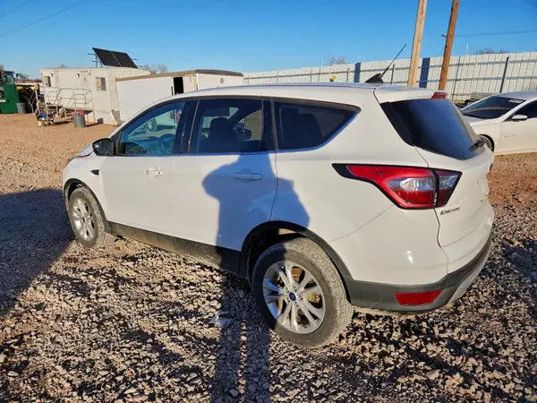 1FMCU0GDXJUD39011 2018 FORD ESCAPE - Image 2