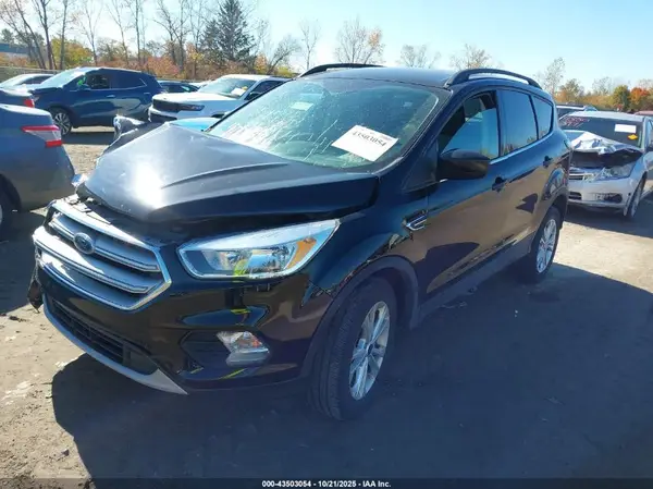 1FMCU0GDXJUD57010 2018 FORD ESCAPE - Image 2