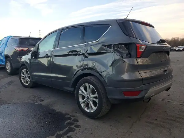 1FMCU0GDXKUA10343 2019 FORD ESCAPE - Image 2