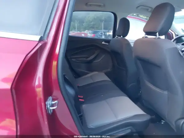 1FMCU0GDXKUA10780 2019 FORD ESCAPE - Image 8