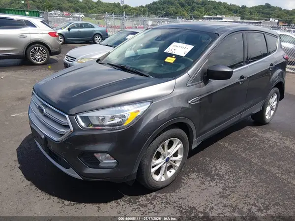 1FMCU0GDXKUA18720 2019 FORD ESCAPE - Image 2