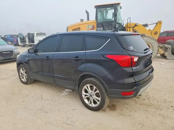 1FMCU0GDXKUA25747 2019 FORD ESCAPE - Image 2