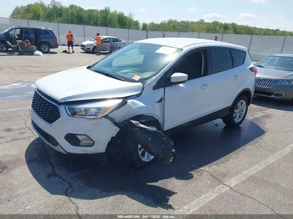 1FMCU0GDXKUA29832 2019 FORD ESCAPE - Image 2