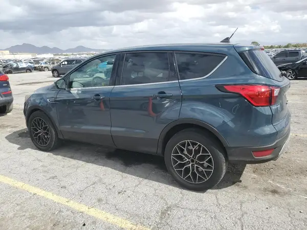 1FMCU0GDXKUA35887 2019 FORD ESCAPE - Image 2
