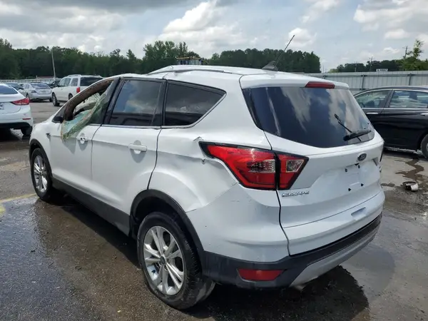 1FMCU0GDXKUA61664 2019 FORD ESCAPE - Image 2