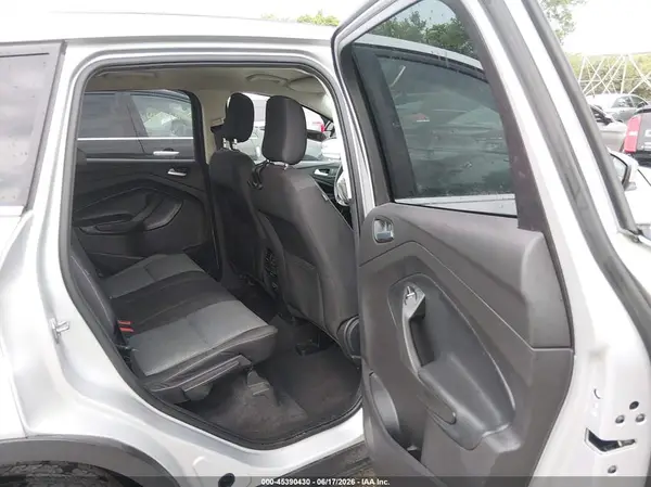 1FMCU0GDXKUA76908 2019 FORD ESCAPE - Image 8