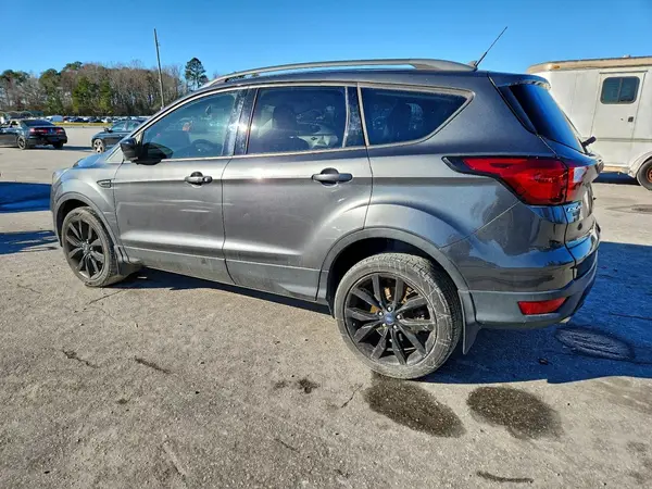 1FMCU0GDXKUA81056 2019 FORD ESCAPE - Image 2