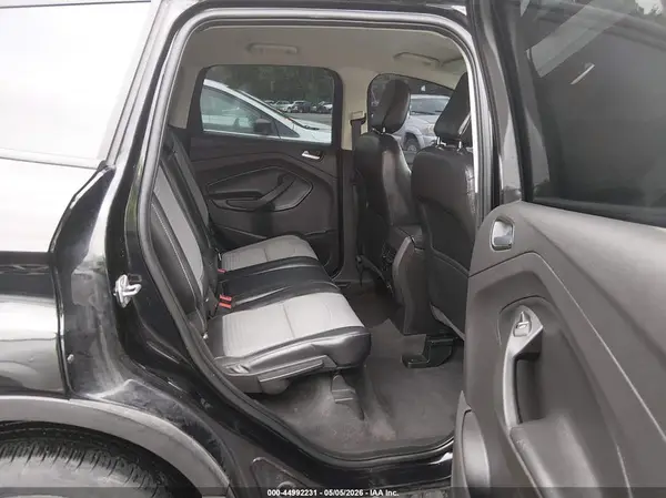 1FMCU0GDXKUA83485 2019 FORD ESCAPE - Image 8