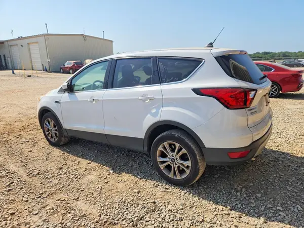 1FMCU0GDXKUA87472 2019 FORD ESCAPE - Image 2