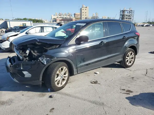 1FMCU0GDXKUA88878 2019 FORD ESCAPE - Image 1