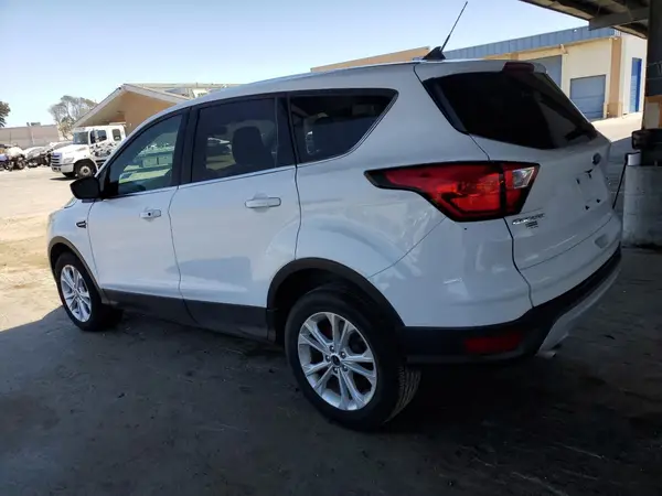 1FMCU0GDXKUB09292 2019 FORD ESCAPE - Image 2