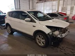 1FMCU0GDXKUB32247 2019 FORD ESCAPE