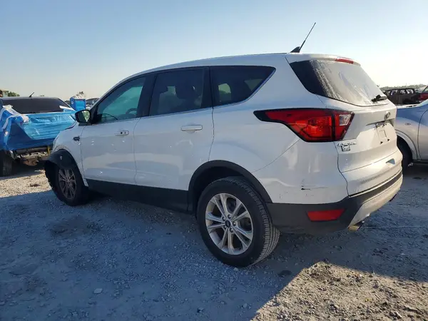 1FMCU0GDXKUB64874 2019 FORD ESCAPE - Image 2