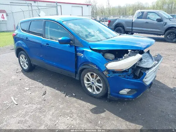 1FMCU0GDXKUB81786 2019 FORD ESCAPE - Image 1