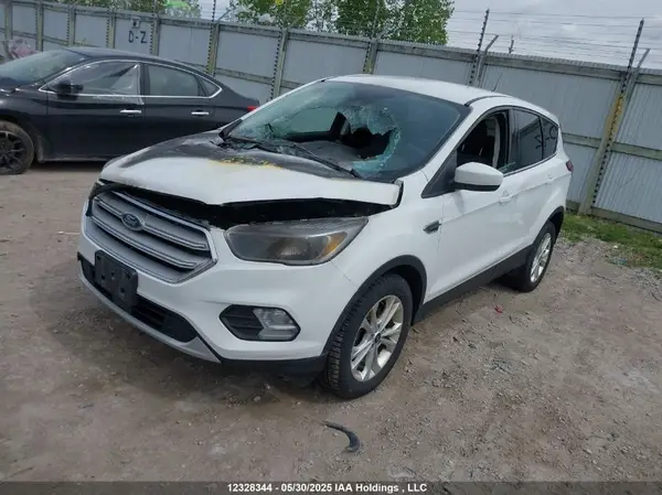 1FMCU0GDXKUB89872 2019 FORD ESCAPE - Image 2
