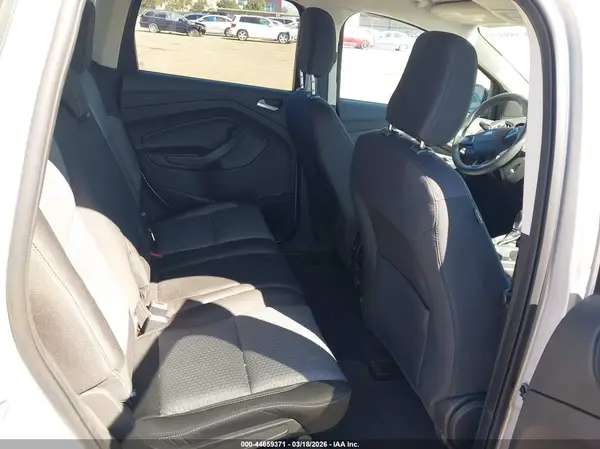 1FMCU0GDXKUB95591 2019 FORD ESCAPE - Image 8